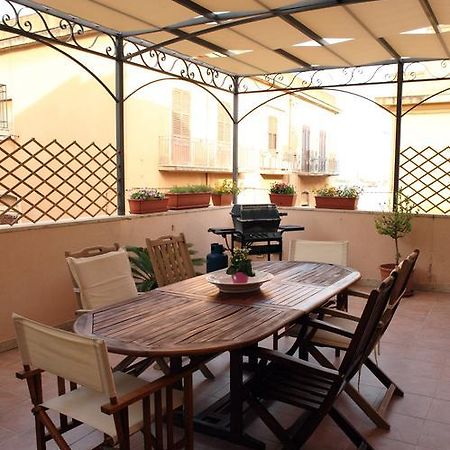 B&B La Terrazza Sul Porto Trapani Dış mekan fotoğraf
