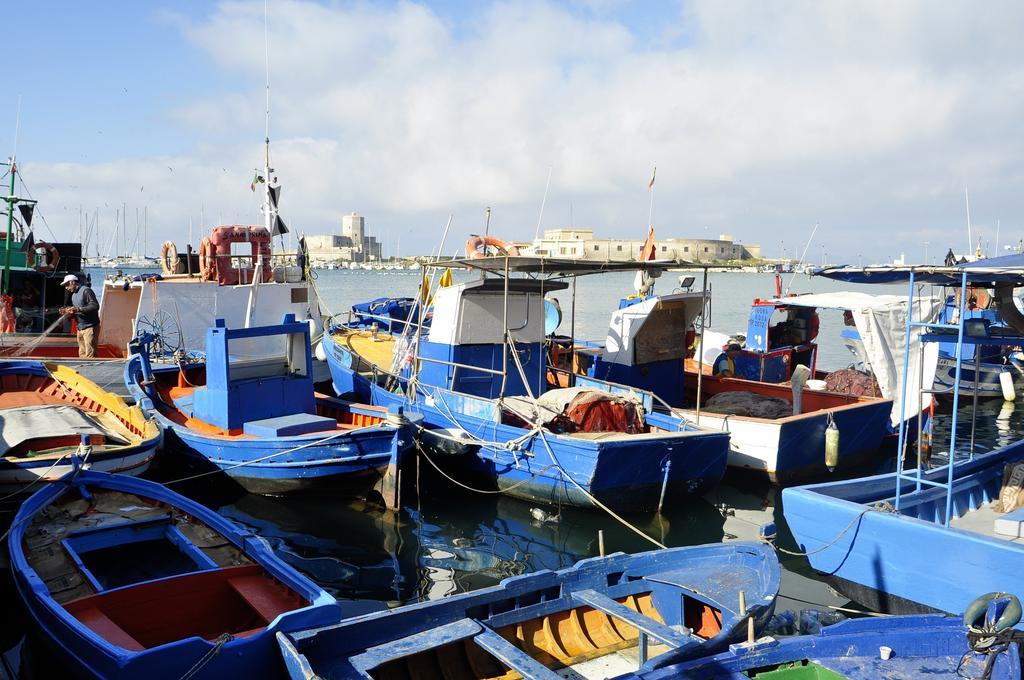 B&B La Terrazza Sul Porto Trapani Dış mekan fotoğraf